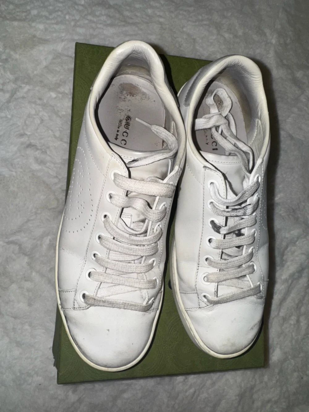 Gucci fits womens dust